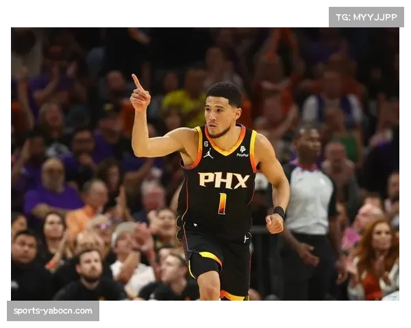 太阳背靠背不敌掘金 布克空砍38分难阻球队末节崩盘